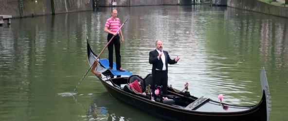 John Peters "Pavarotti act Utrecht Giro d'Italia"